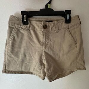 American eagle khaki shorts